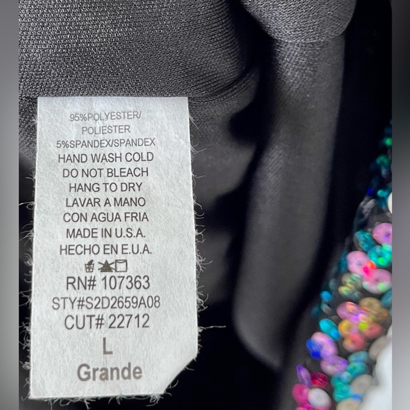 Tobi Sweetheart Sequins Bodycon Mini Dress - Picture 5 of 5